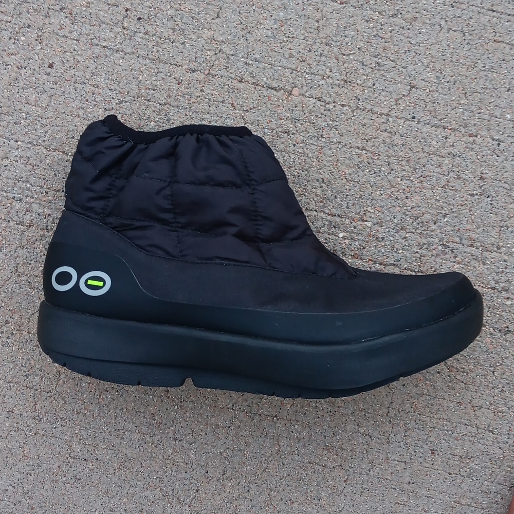Oofos Oomg Bootie Black Recovery Comfort Ankle Boots - Picture 2 of 8
